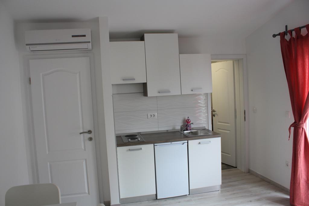 Apartment Vicko Drvenik  Exterior photo